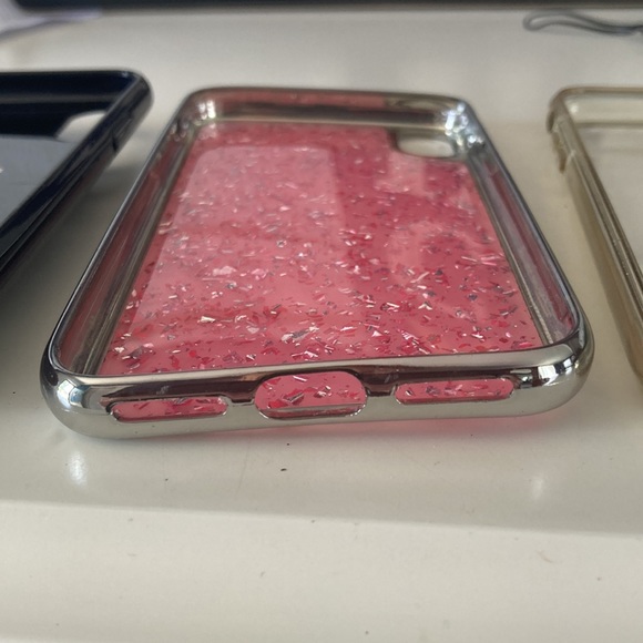 Iphone X phone cases (3) no damage!! Thanks for shopping - Picture 4 of 5